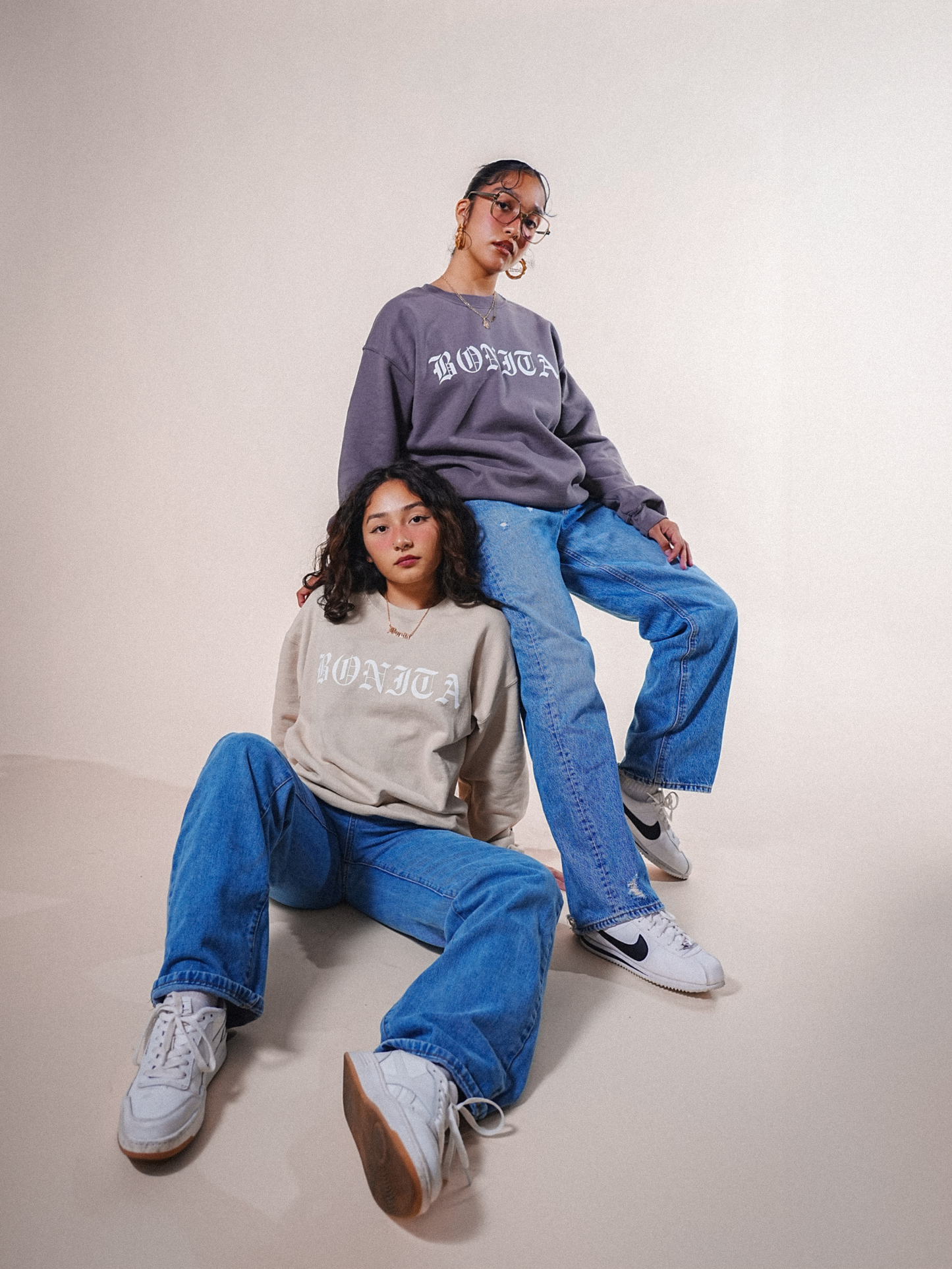 GREY BONITA ESSENTIAL CREWNECK