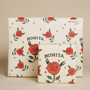 LA ALACRANA BONITA GIFT WRAPPING PAPER