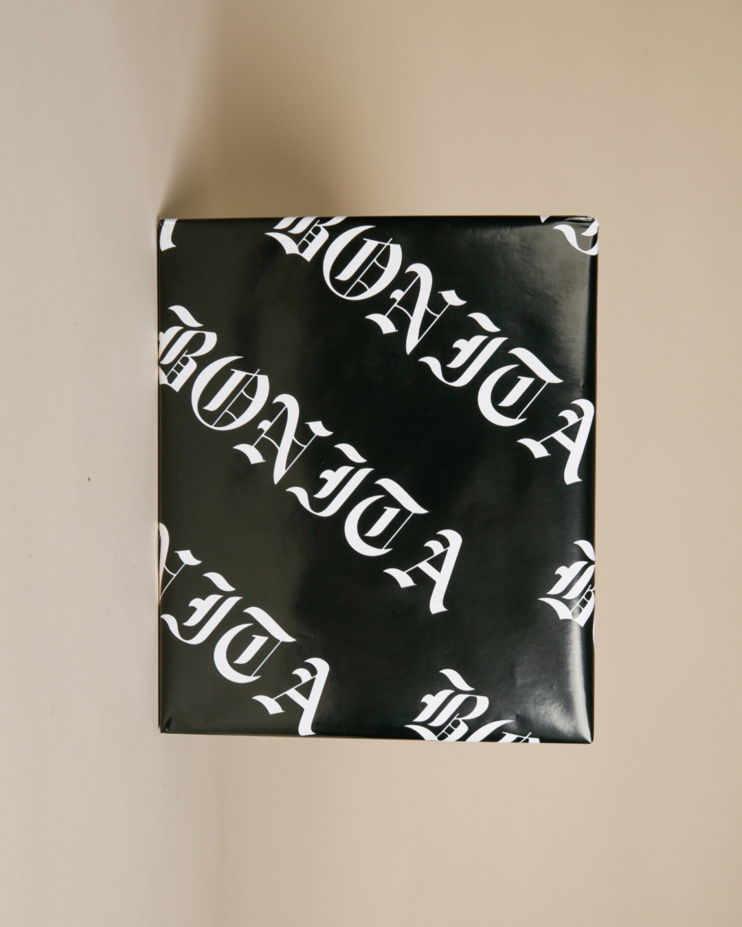 BONITA GIFT WRAPPING PAPER