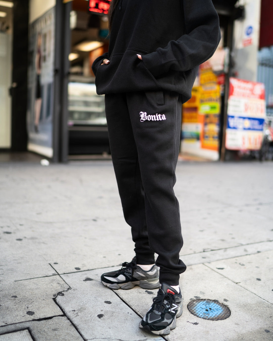 BLACK BONITA ESSENTIAL JOGGER PANT