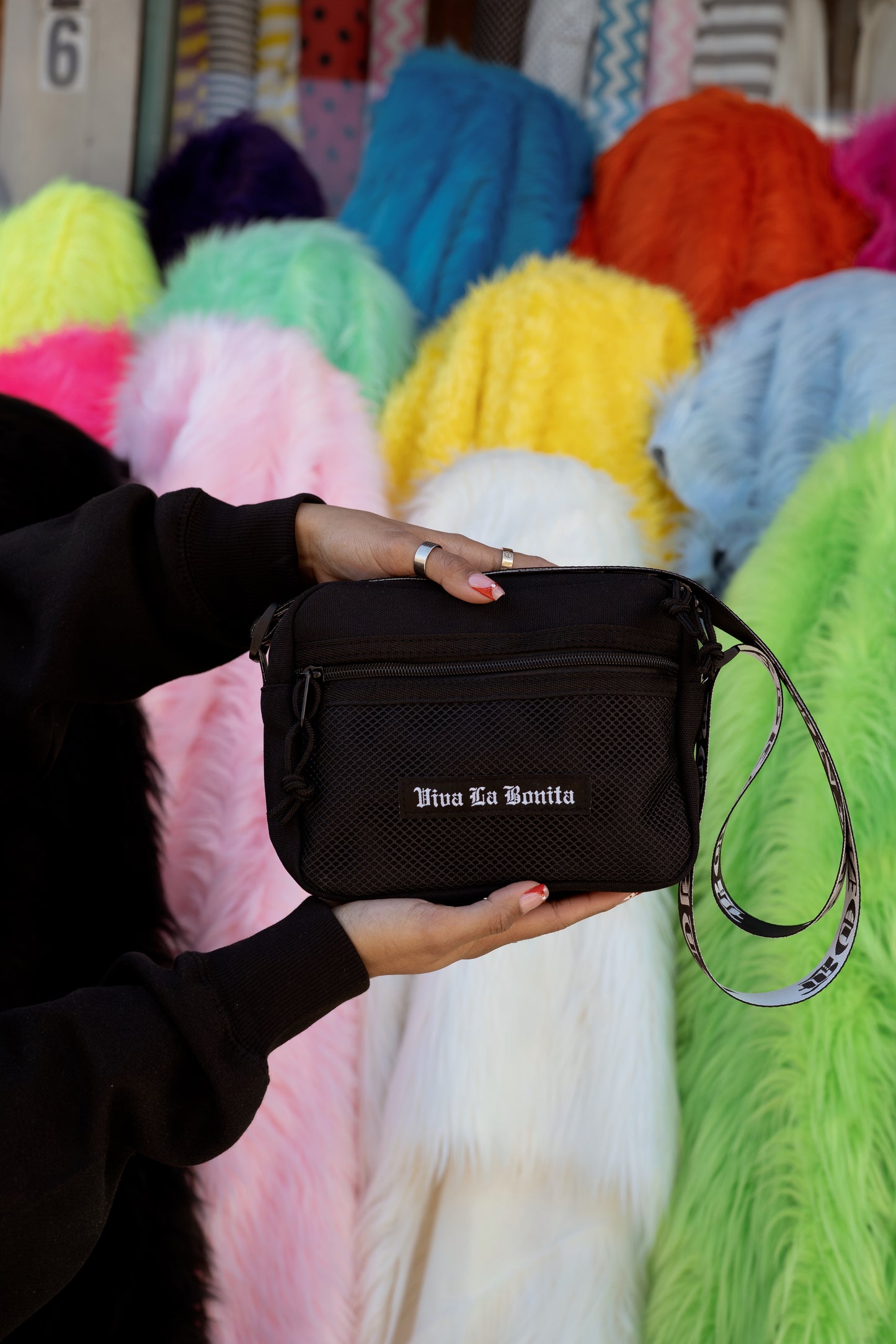 BONITA BLACK CROSSBODY BAG