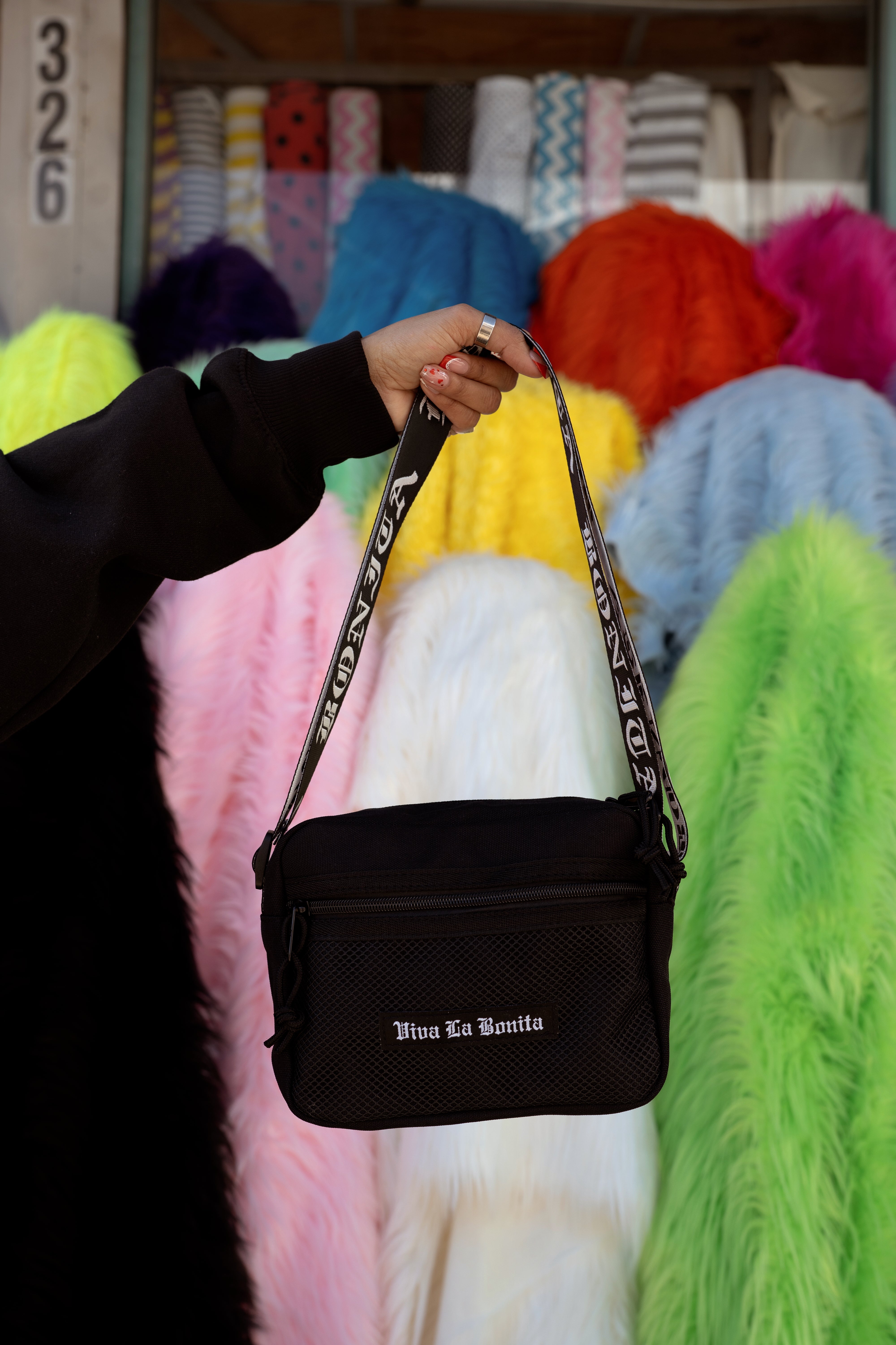 BONITA BLACK CROSSBODY BAG – vivalabonita