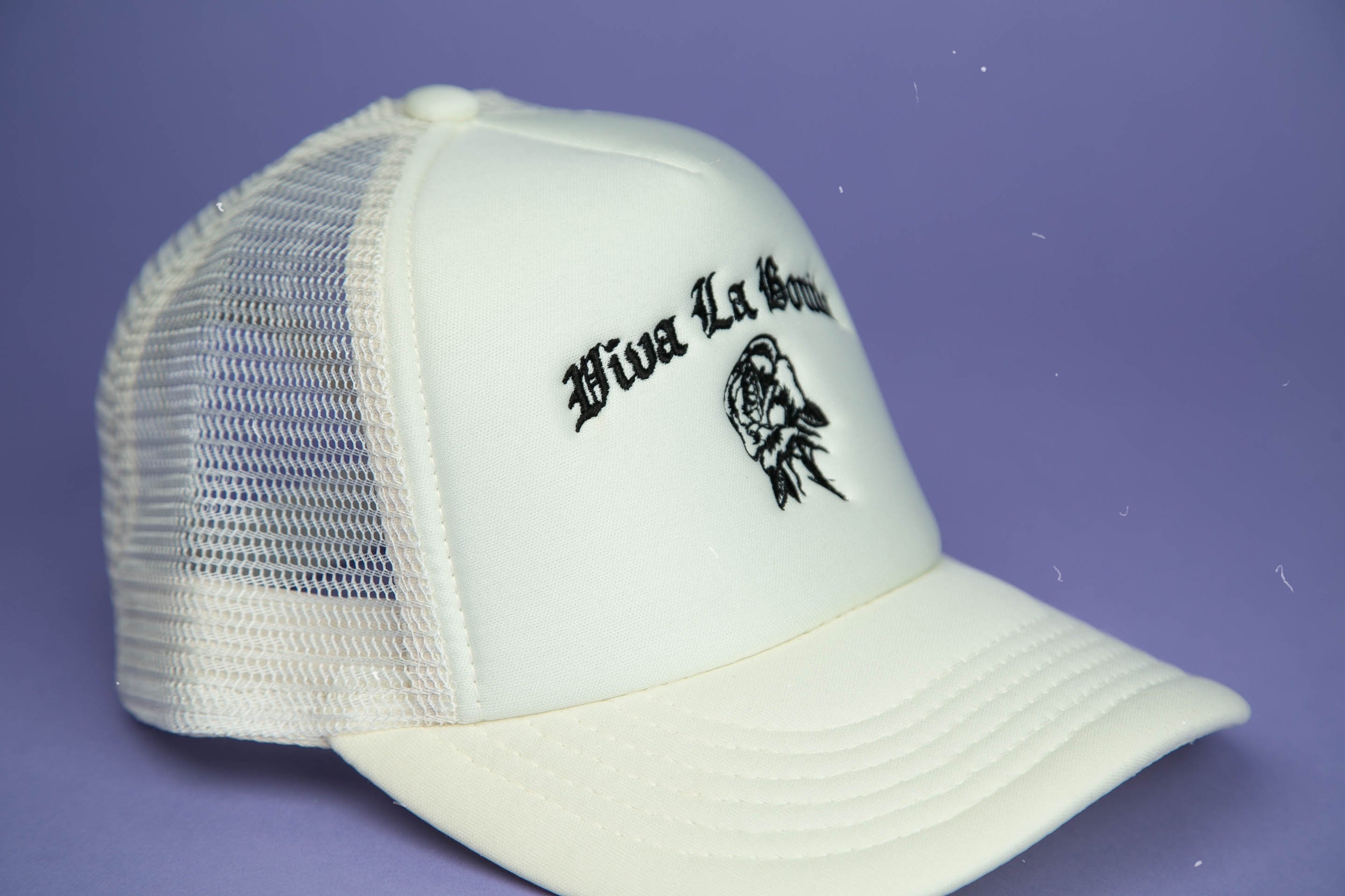 OFF WHITE LA ROSA TRUCKER HAT – vivalabonita