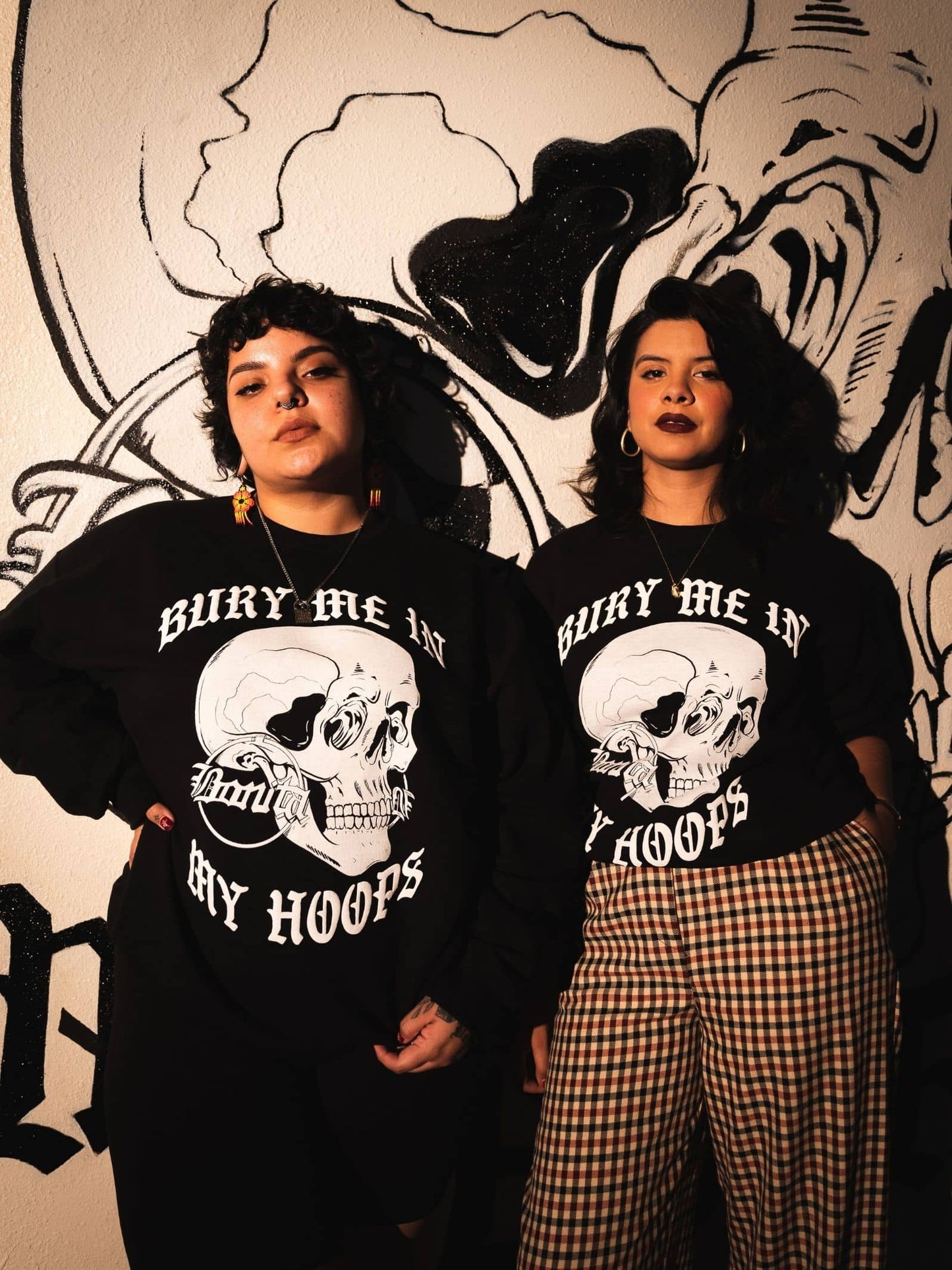 Viva La Bonita black Bury me in my hoops crewneck sweatshirt. Models showing front of Viva la Bonita women streetwear sweatshirt.